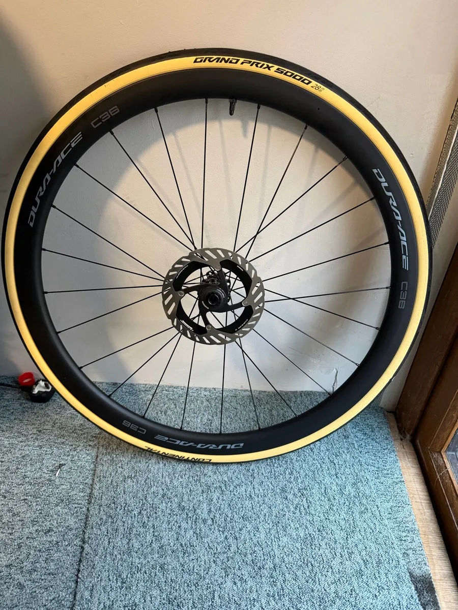 Shimano Dura Ace R9270 C36 Disc Road Bike Wheels - Image 2