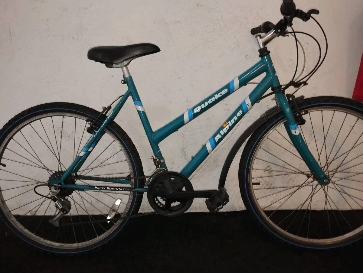 Ladies 26inch bike - Image 1