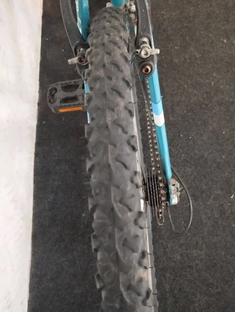 Ladies 26inch bike - Image 3