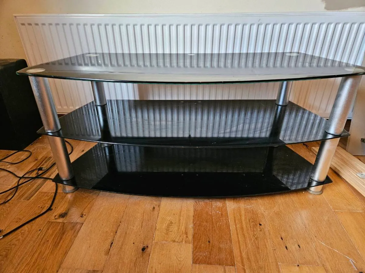 TV stand - Image 3