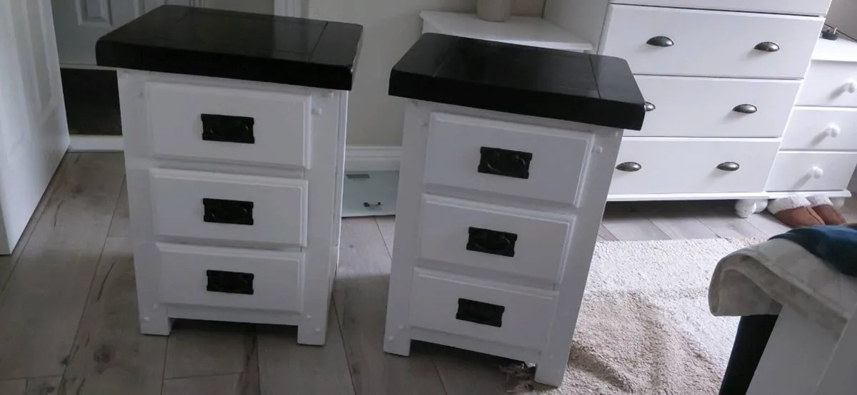 Bedside Lockers