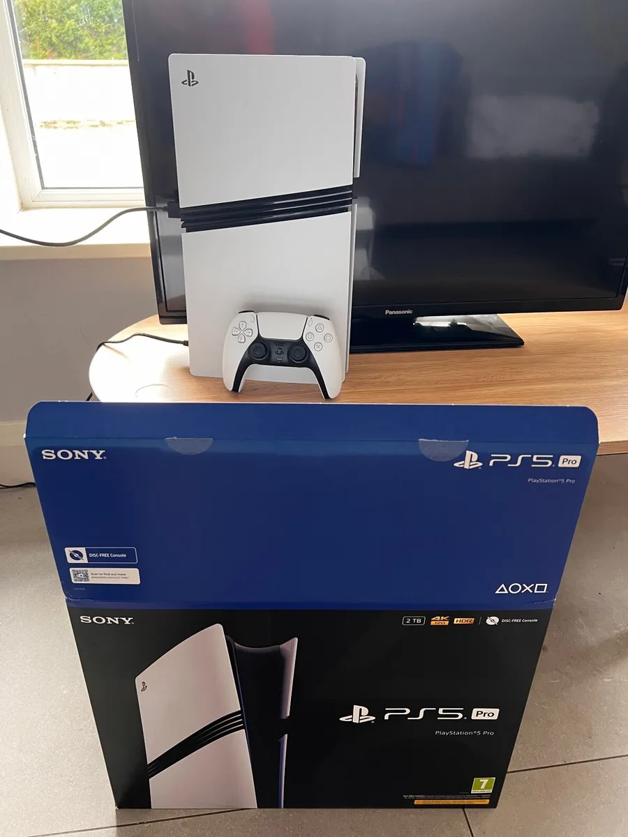 PlayStation 5 Pro 2 Tb  , Ps5 Pro + stand - Image 1