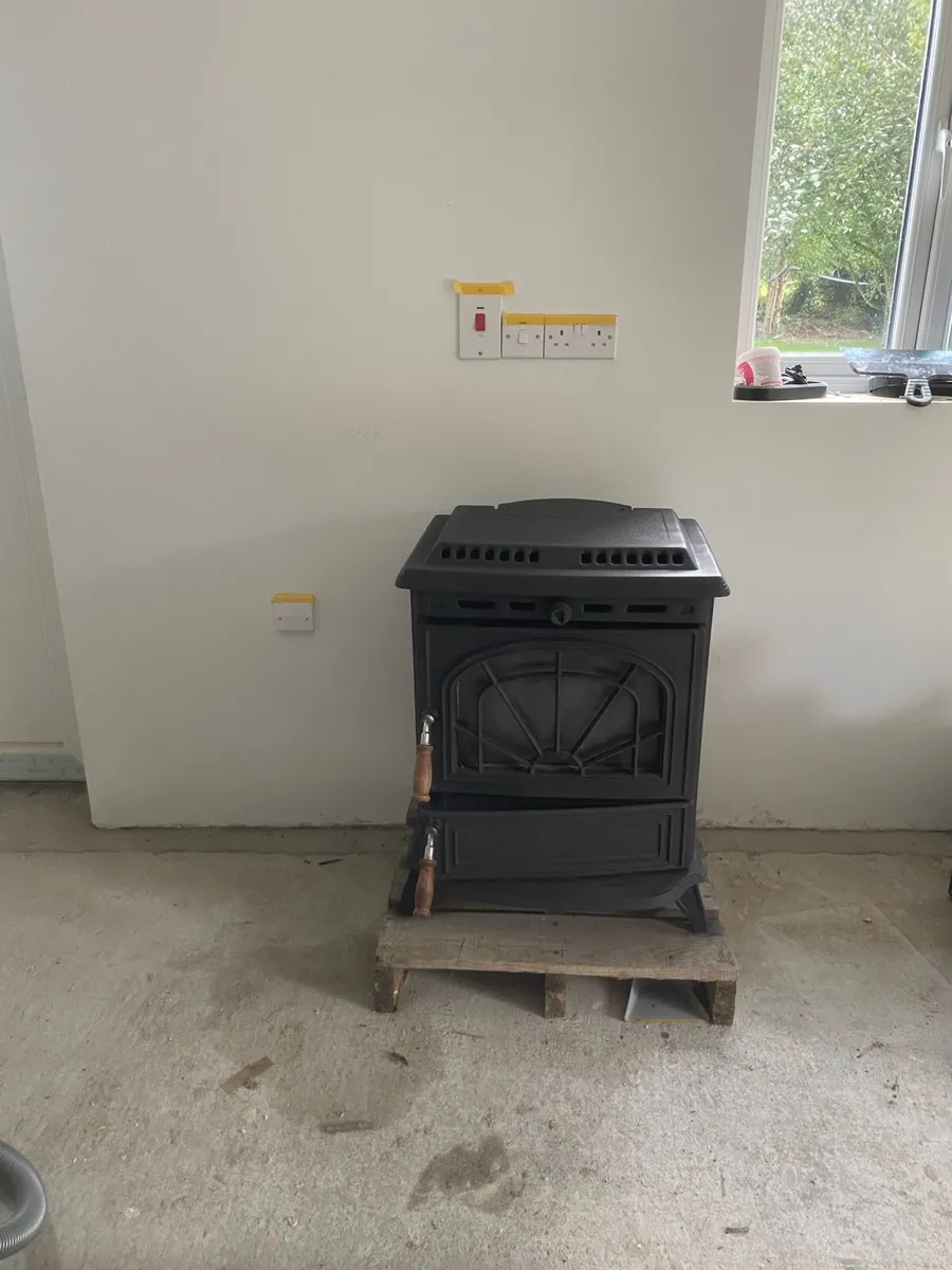 Solid Fuel stove - Image 2