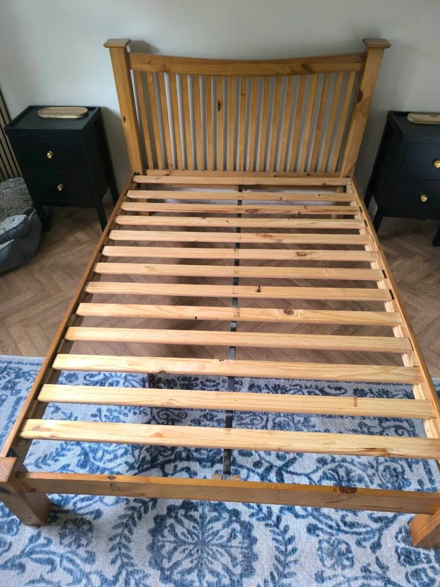 Wooden double bed frame - Image 1