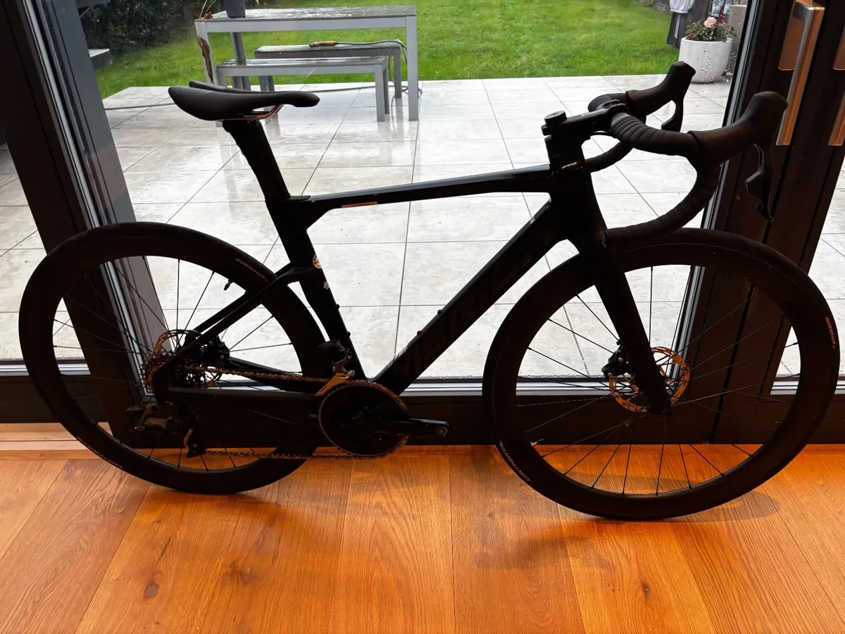 Merida Reacto 7000 Carbon Road Aero Bike - Image 4