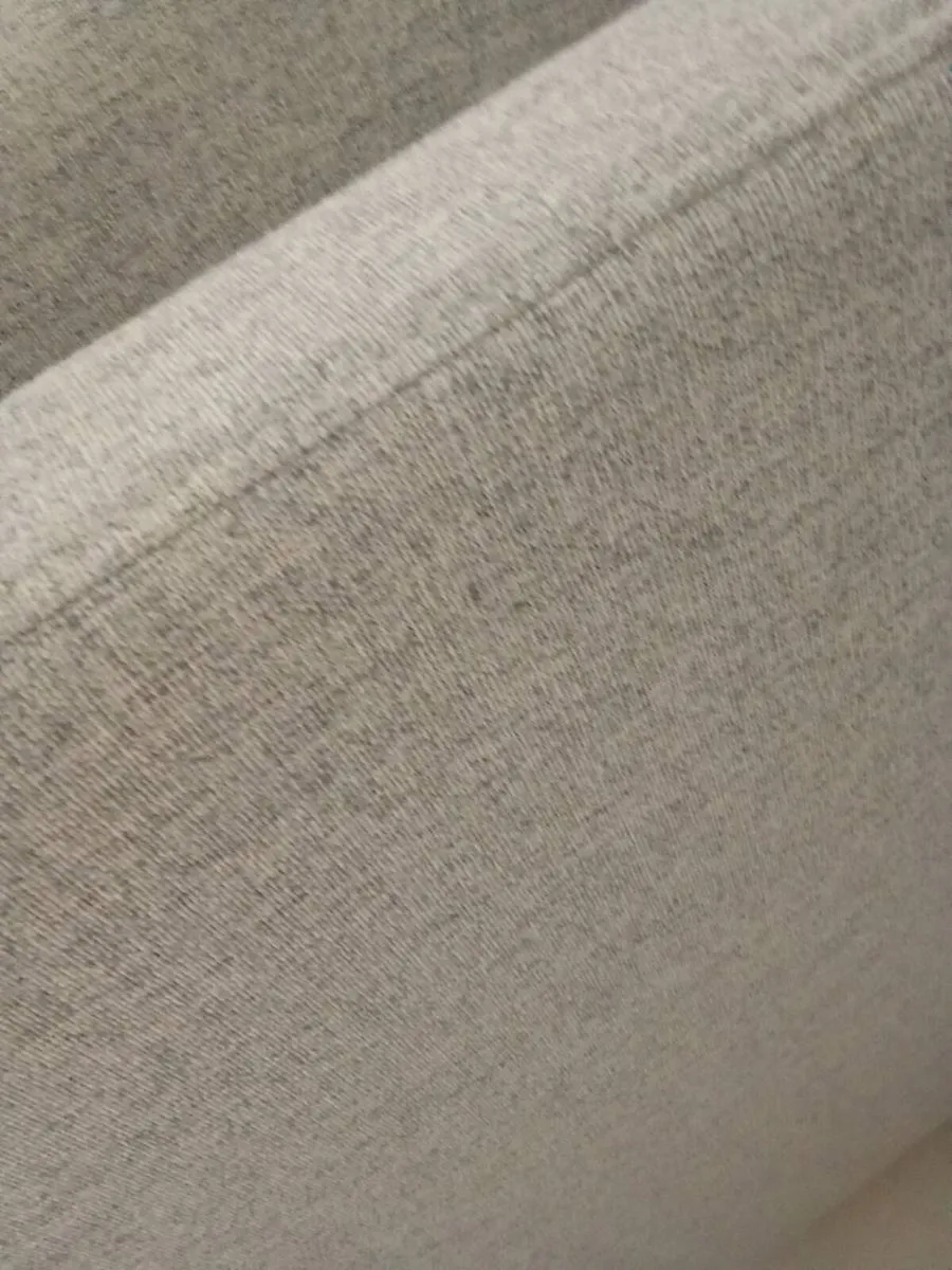Beautiful sofa - Image 2