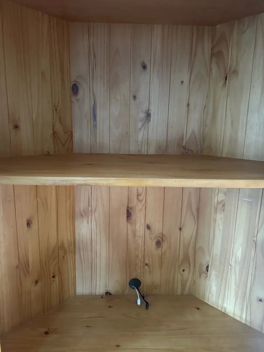 Kitchen /Dinning Room Corner Unit - Image 3