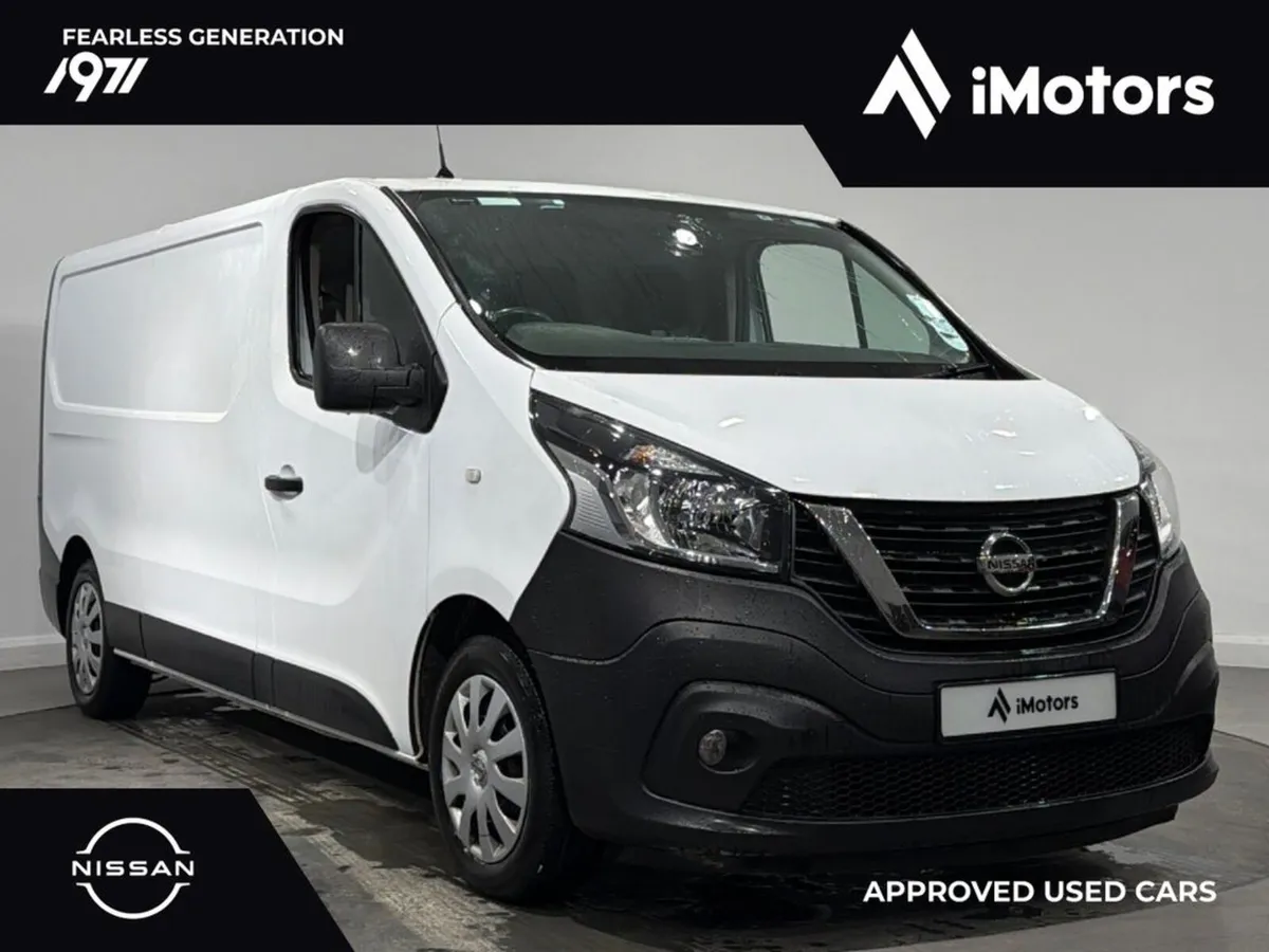 Nissan NV300 LWB 120 SV 1300 MY20 4DR - Image 1