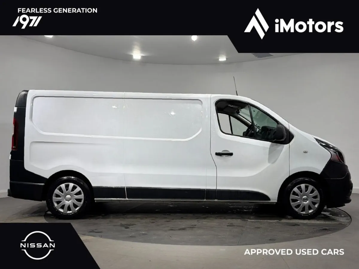 Nissan NV300 LWB 120 SV 1300 MY20 4DR - Image 2