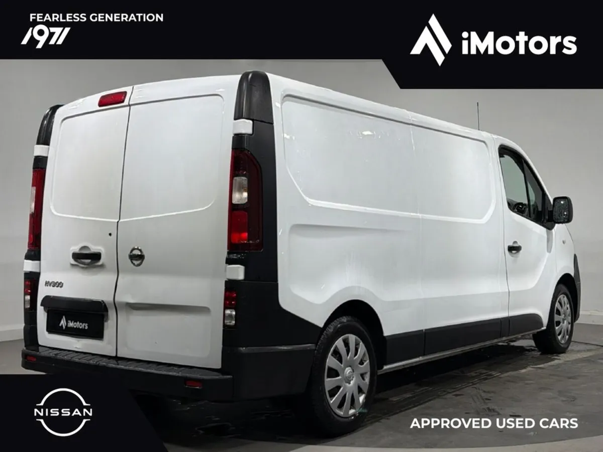 Nissan NV300 LWB 120 SV 1300 MY20 4DR - Image 3