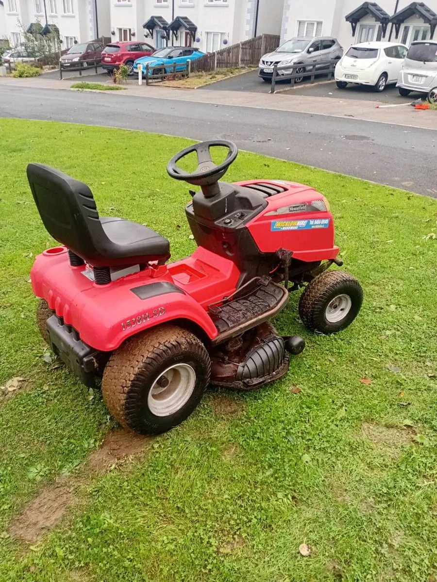 Ride on lawnmower - Image 2