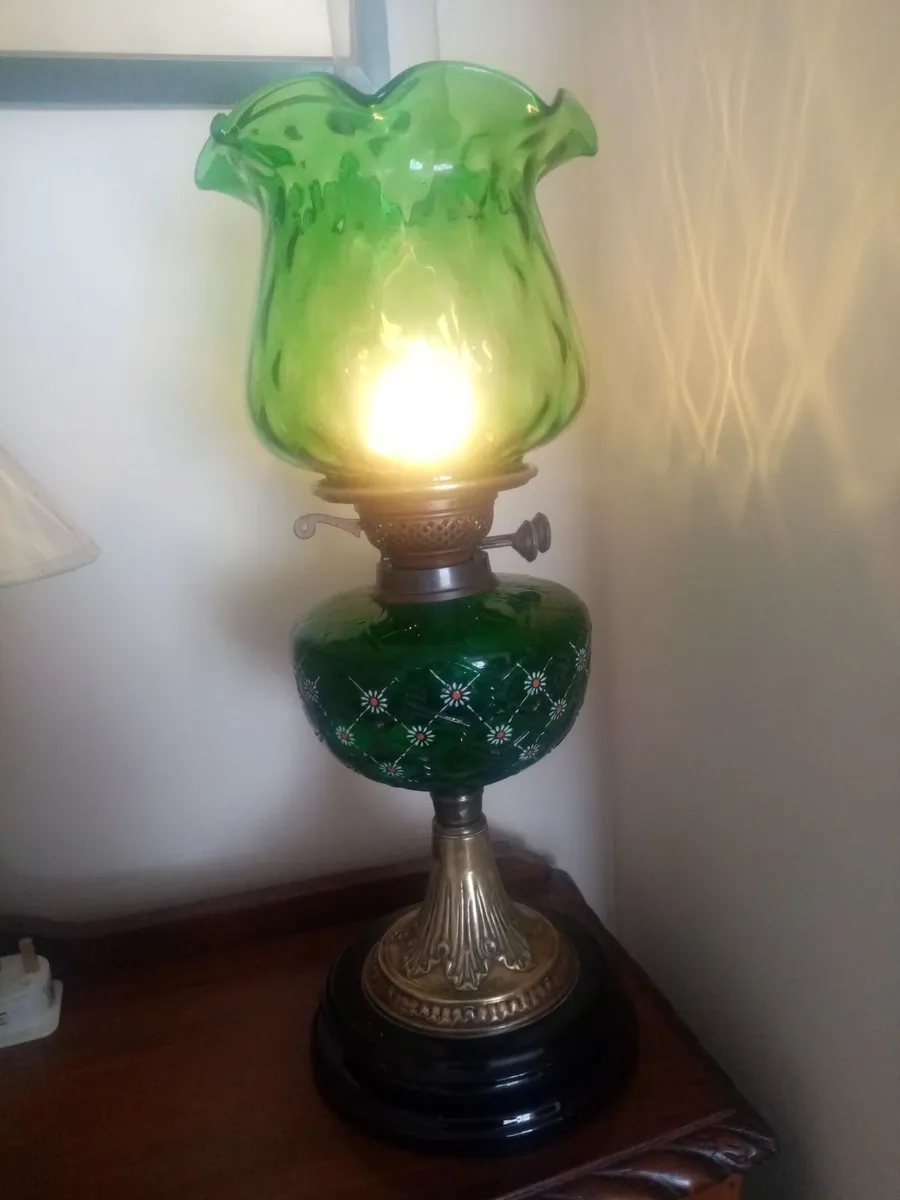 Victorian Oil Lamp - Image 1