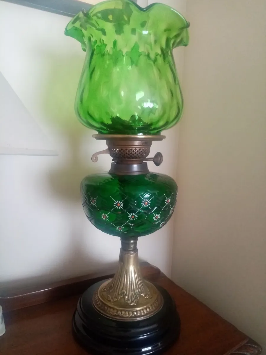 Victorian Oil Lamp - Image 4