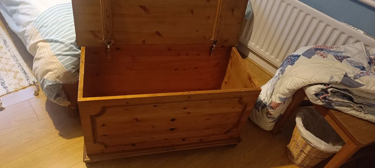 Blanket box - Image 2