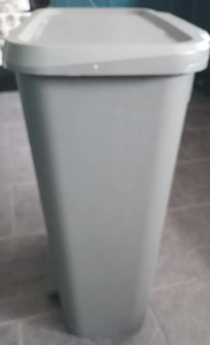 Kitchen bin - Image 3
