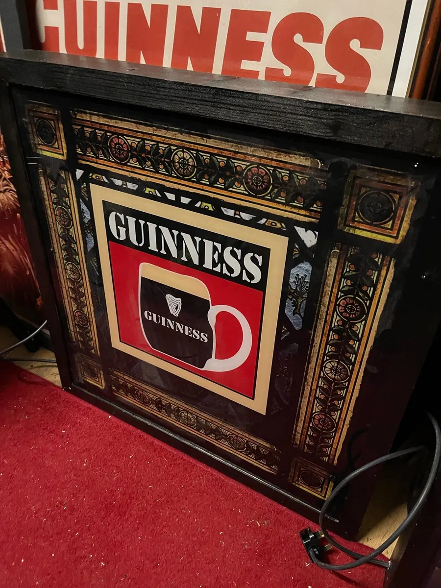 Irish pub memorabilia - Image 2