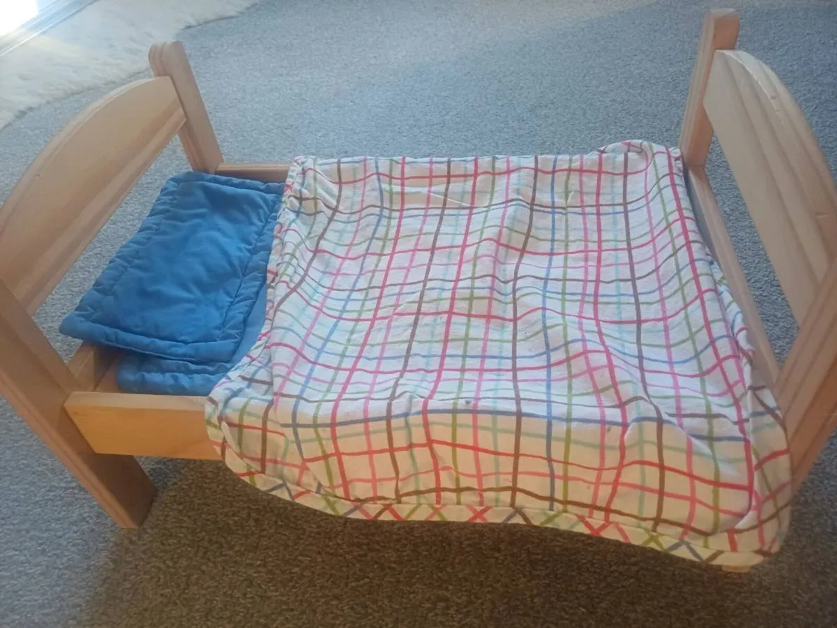 Doll/teddy bed - Image 2