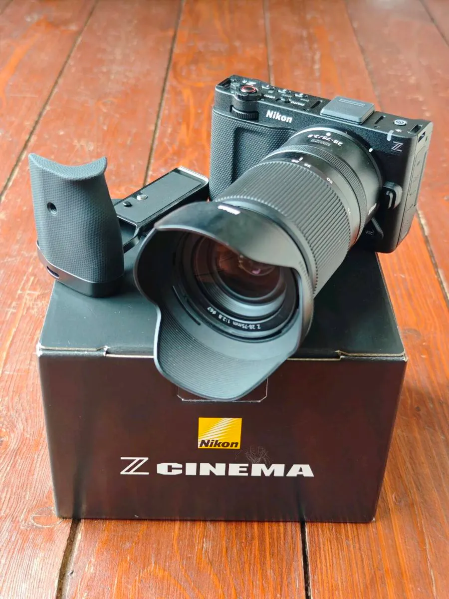 Nikon - Image 1