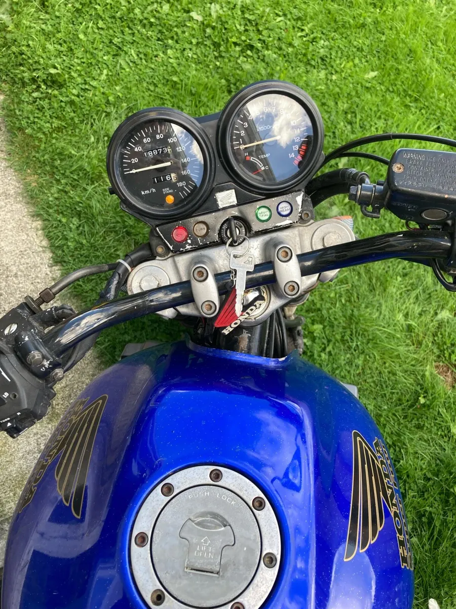 1999 Honda CB400 SF NC31 - Image 4