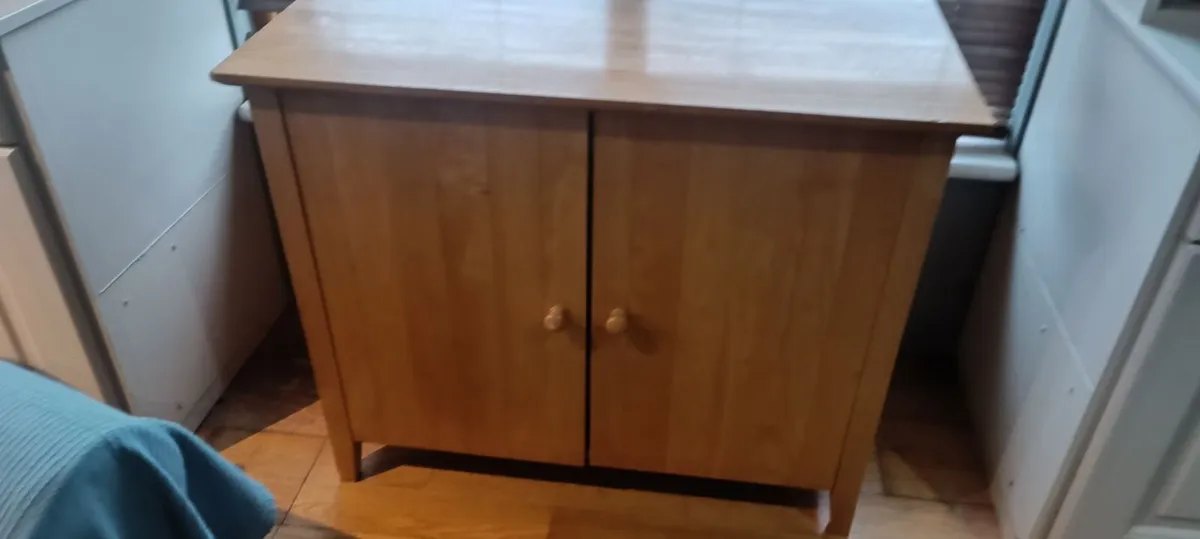 Cabinet - Image 2