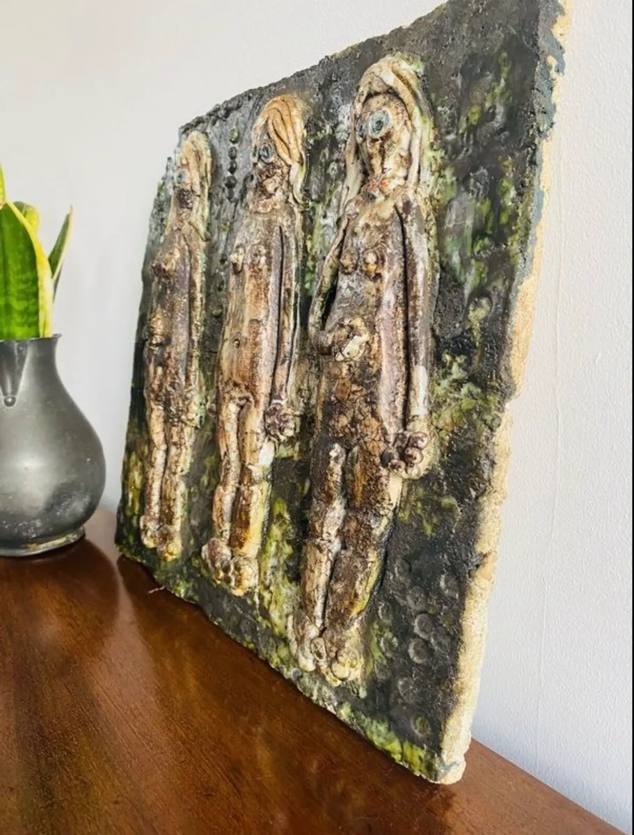 Ceramic Artwork on Stone - Image 2