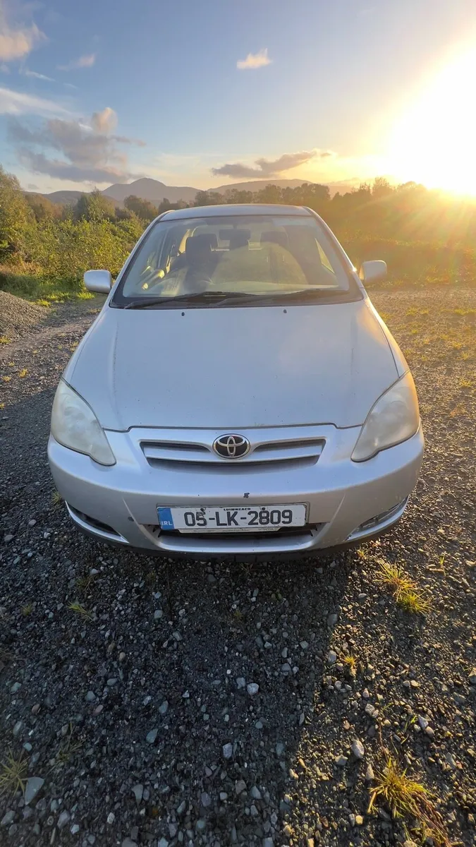 Toyota Corolla hatchback 2 door - Image 3