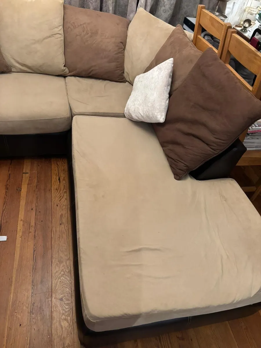 L shaped sofa - Image 3