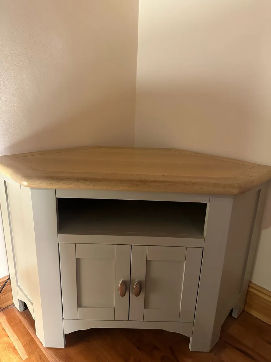 Sherbury Grey Oak 2 Doors Corner TV Stand - Image 2