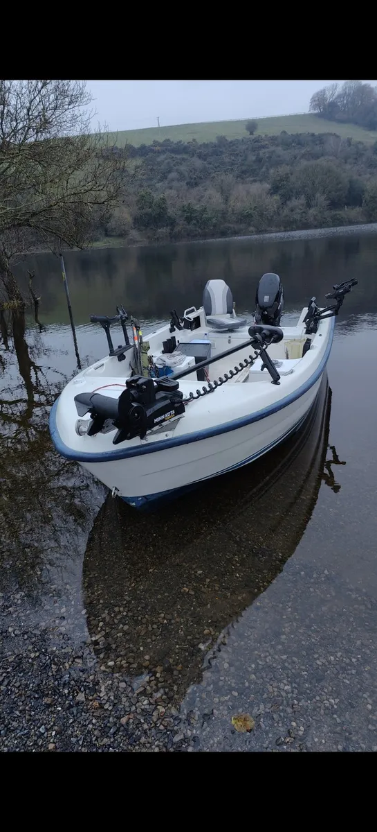 16ft boat (engine not for sale) - Image 1