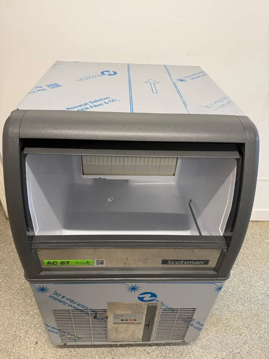 Ice Machine / Ice Maker - Image 4