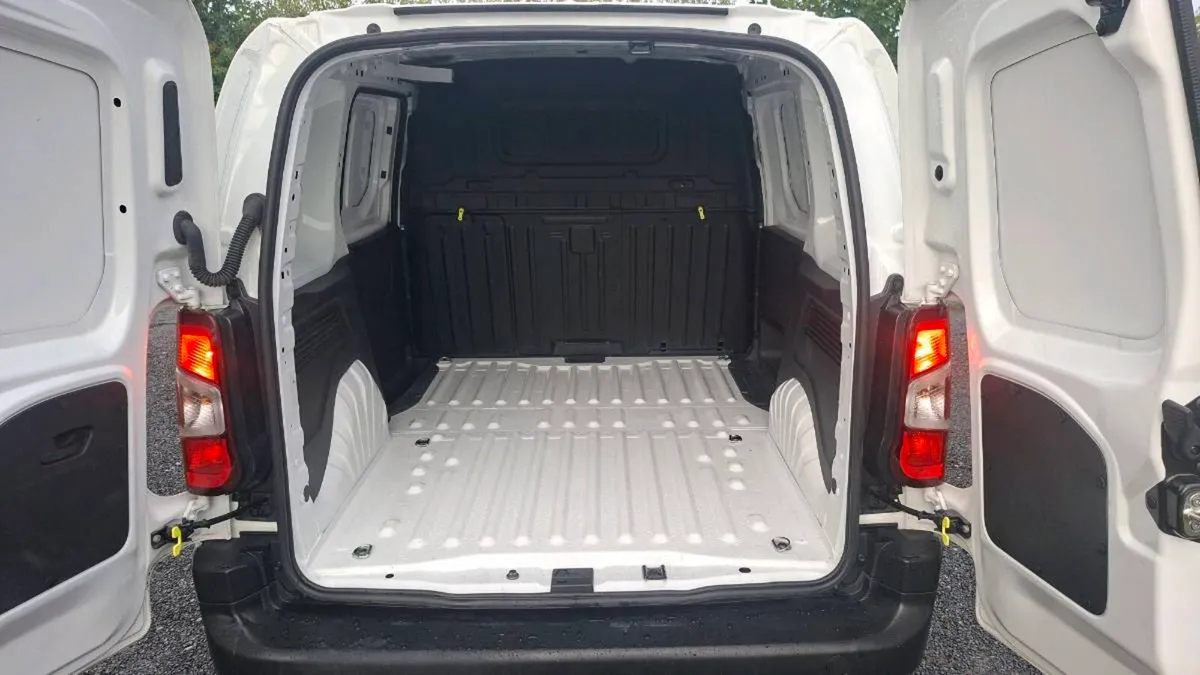 PEUGEOT PARTNER - Image 3