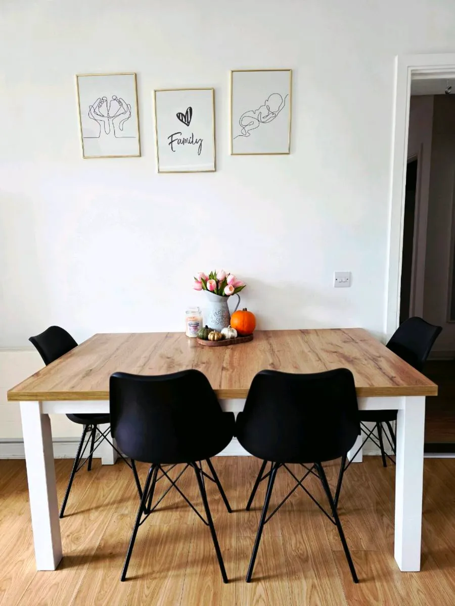 Dining Table - Extendable - Oak & White - Image 2