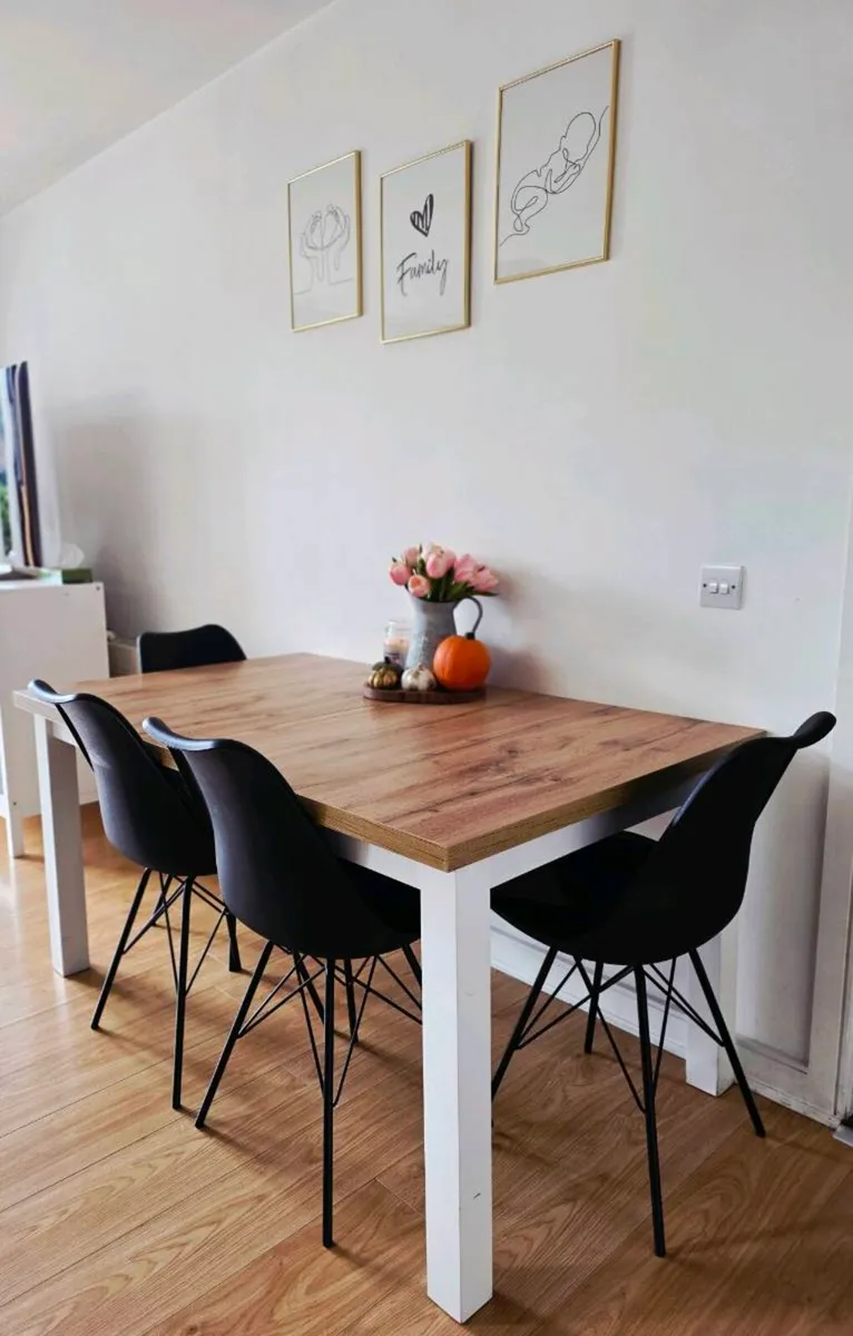 Dining Table - Extendable - Oak & White - Image 1