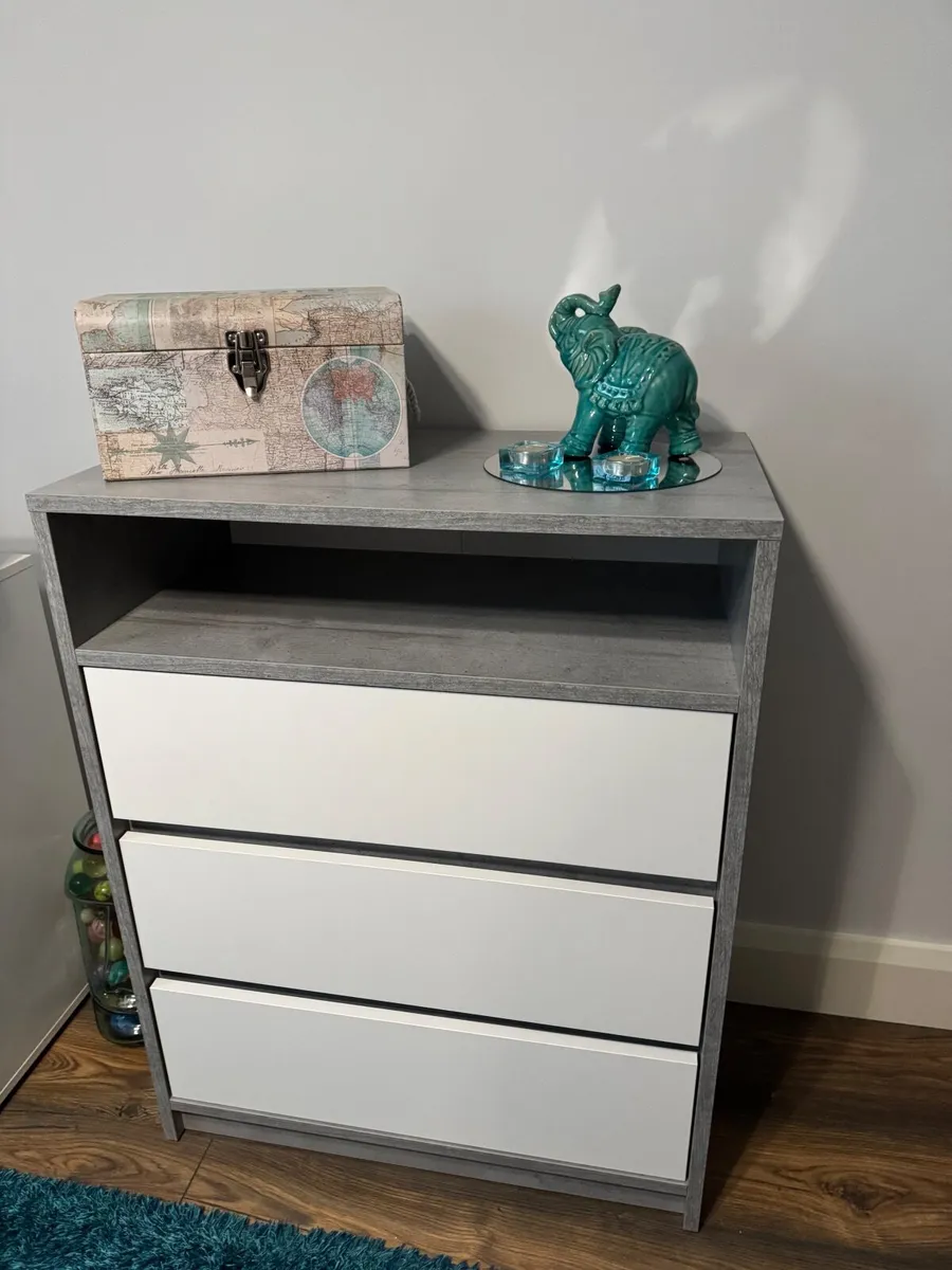 Chest of Drawers Concrete Grey - Image 2