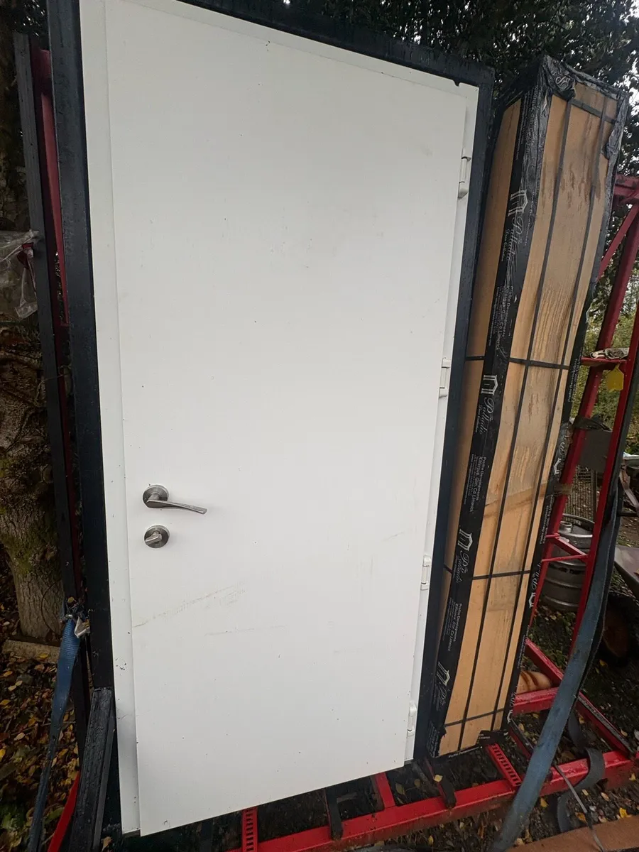 Composite door new - Image 2