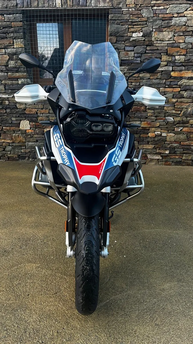 BMW. R1250 gs Trophy - Image 3