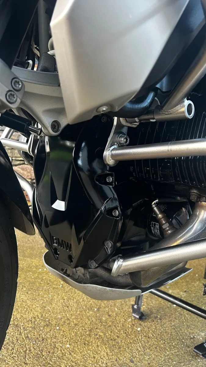 BMW. R1250 gs Trophy - Image 4