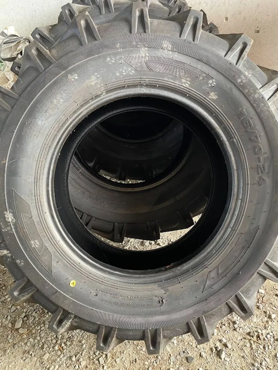 Teleporter Tyres - Image 4