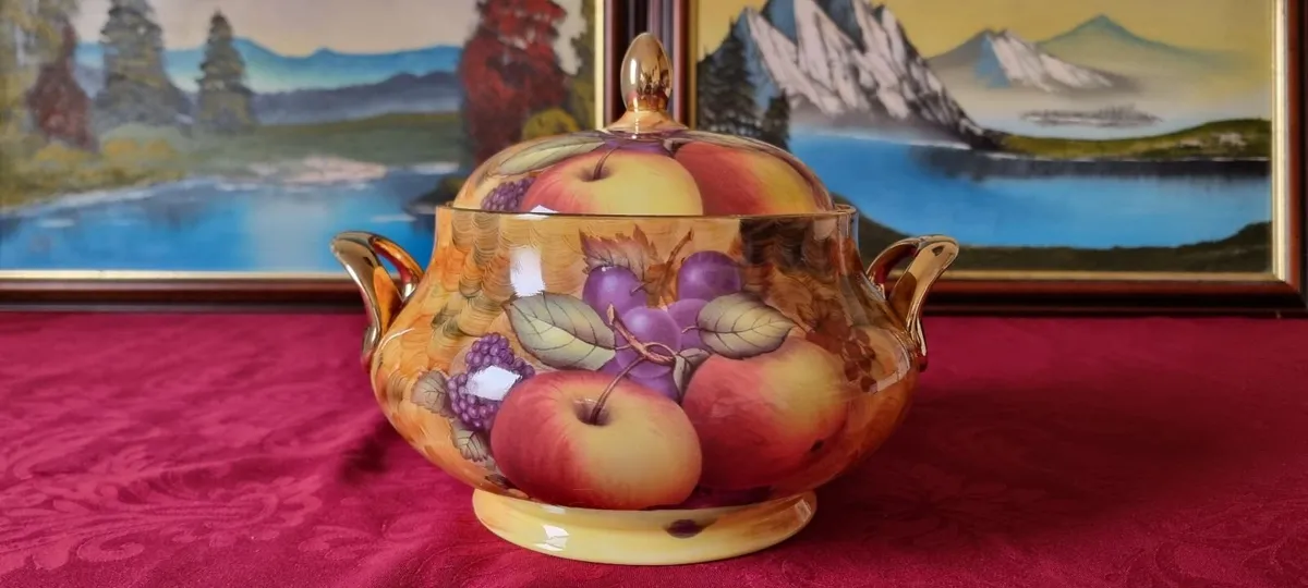 Kirsty Jane England Orchard Gold Soup Tureen - Image 2