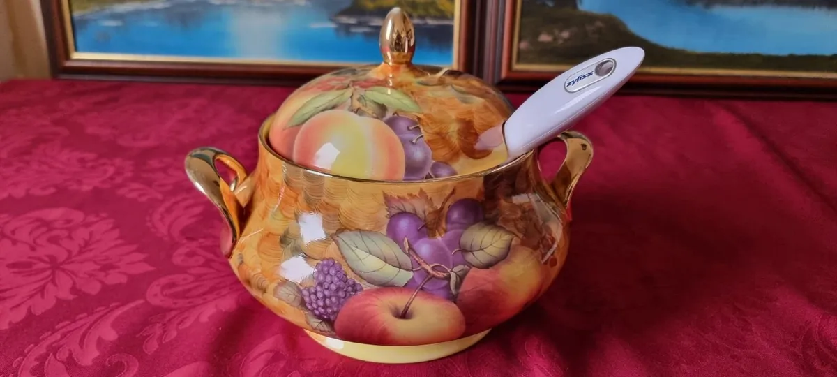 Kirsty Jane England Orchard Gold Soup Tureen - Image 4
