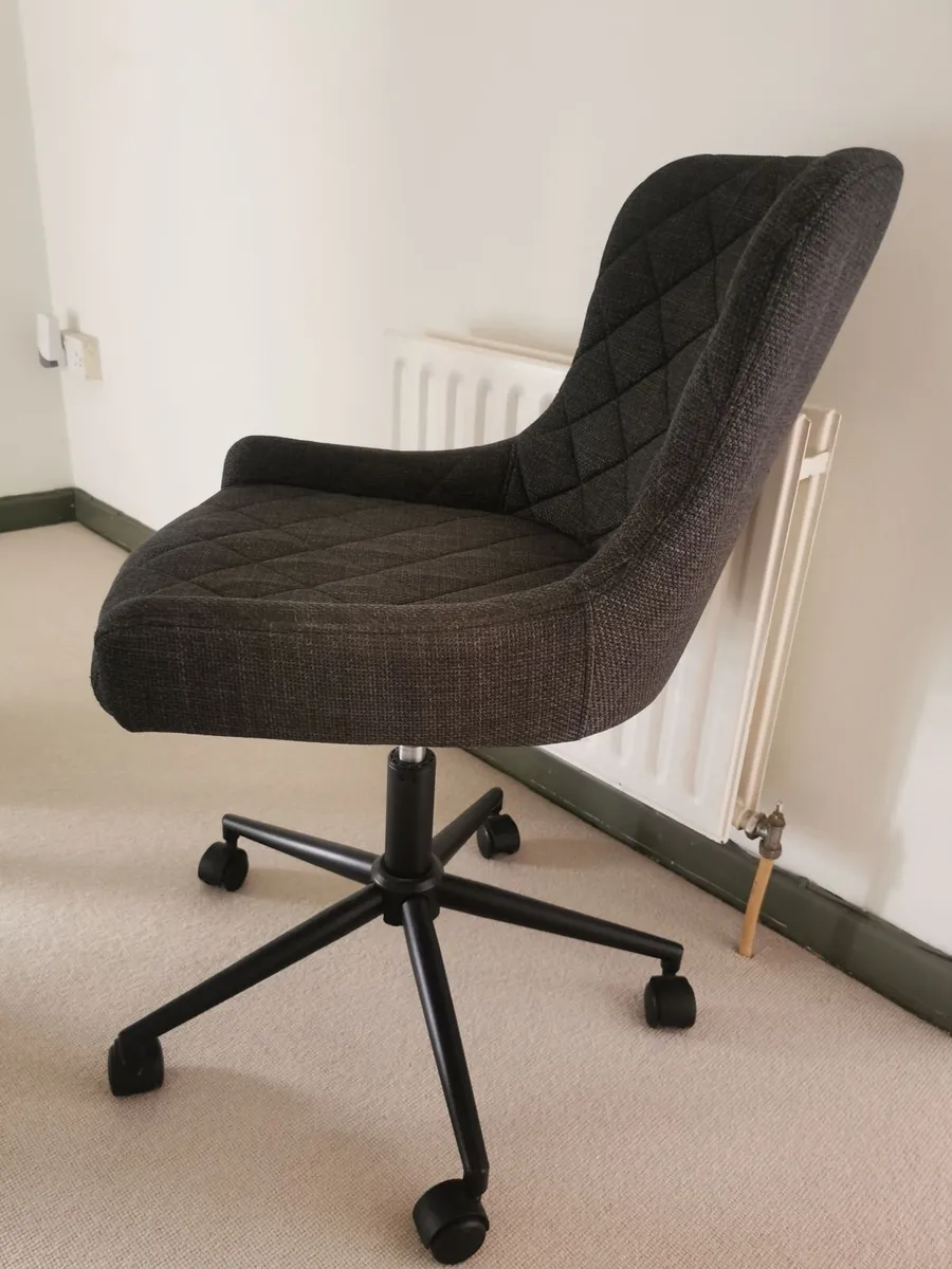 Office chair - Image 2