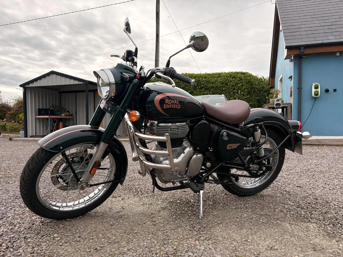 Royal Enfield Classic 350 - Image 2