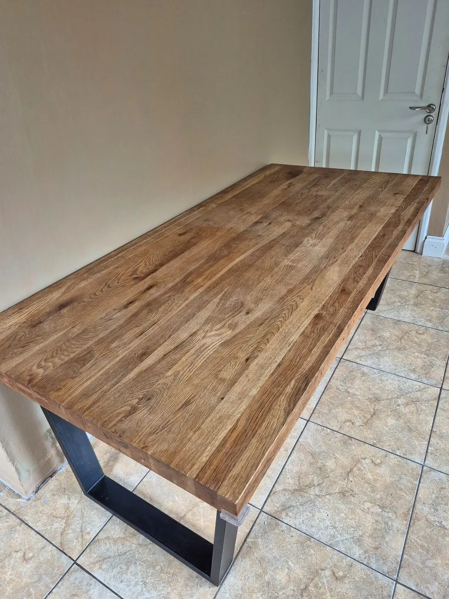 Solid Oak kitchen table - Image 4