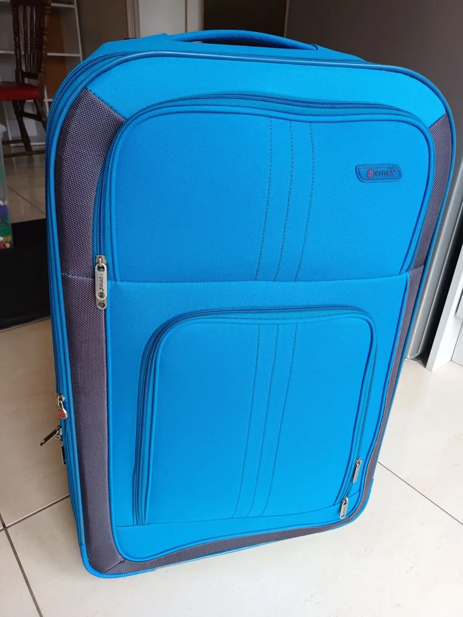 Travel bags - Image 3