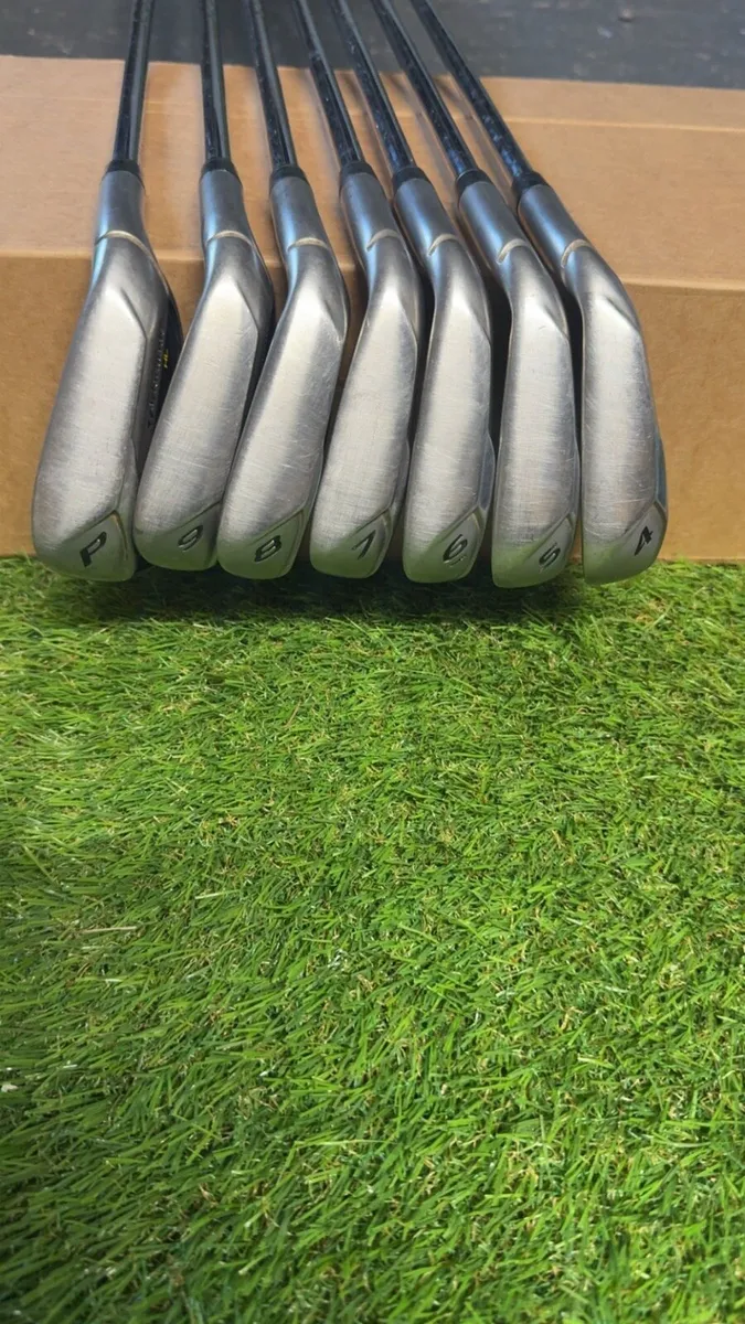 Taylormade R Bladez irons - Image 1