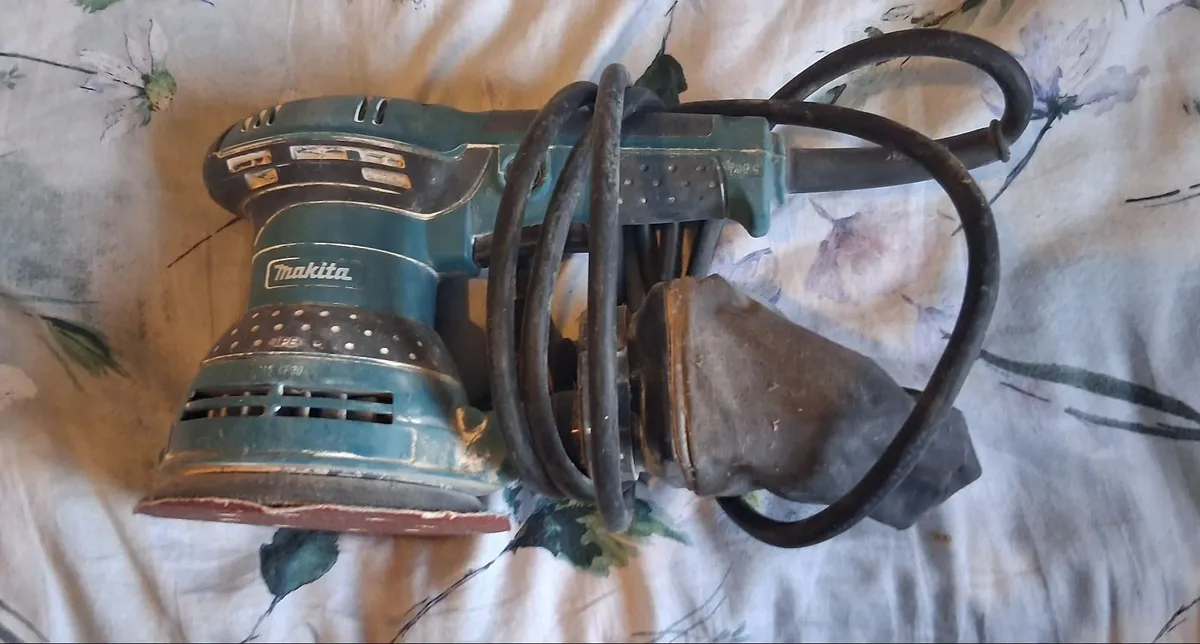 Makita Electric Sander - Image 1