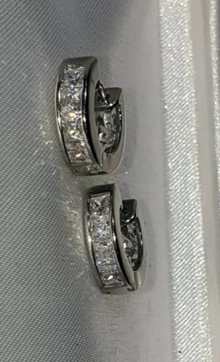 Pristine Vintage Reversible Silver Huggies - Image 1