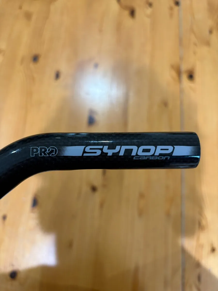PRO Synop Carbon Clip-On Aero Bars - Full Carbon - Image 2