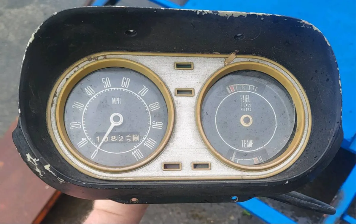 Ford pinto radiator/ Weber 32/36 DGAV two barrel - Image 3