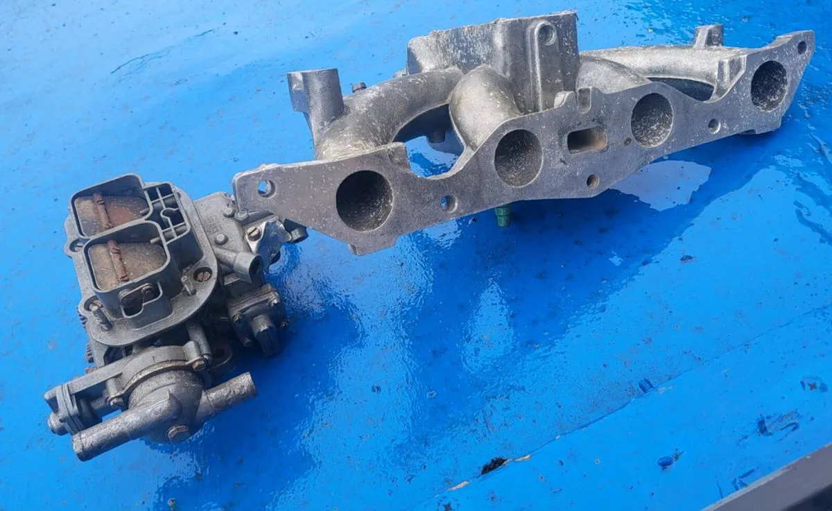 Ford pinto radiator/ Weber 32/36 DGAV two barrel - Image 1